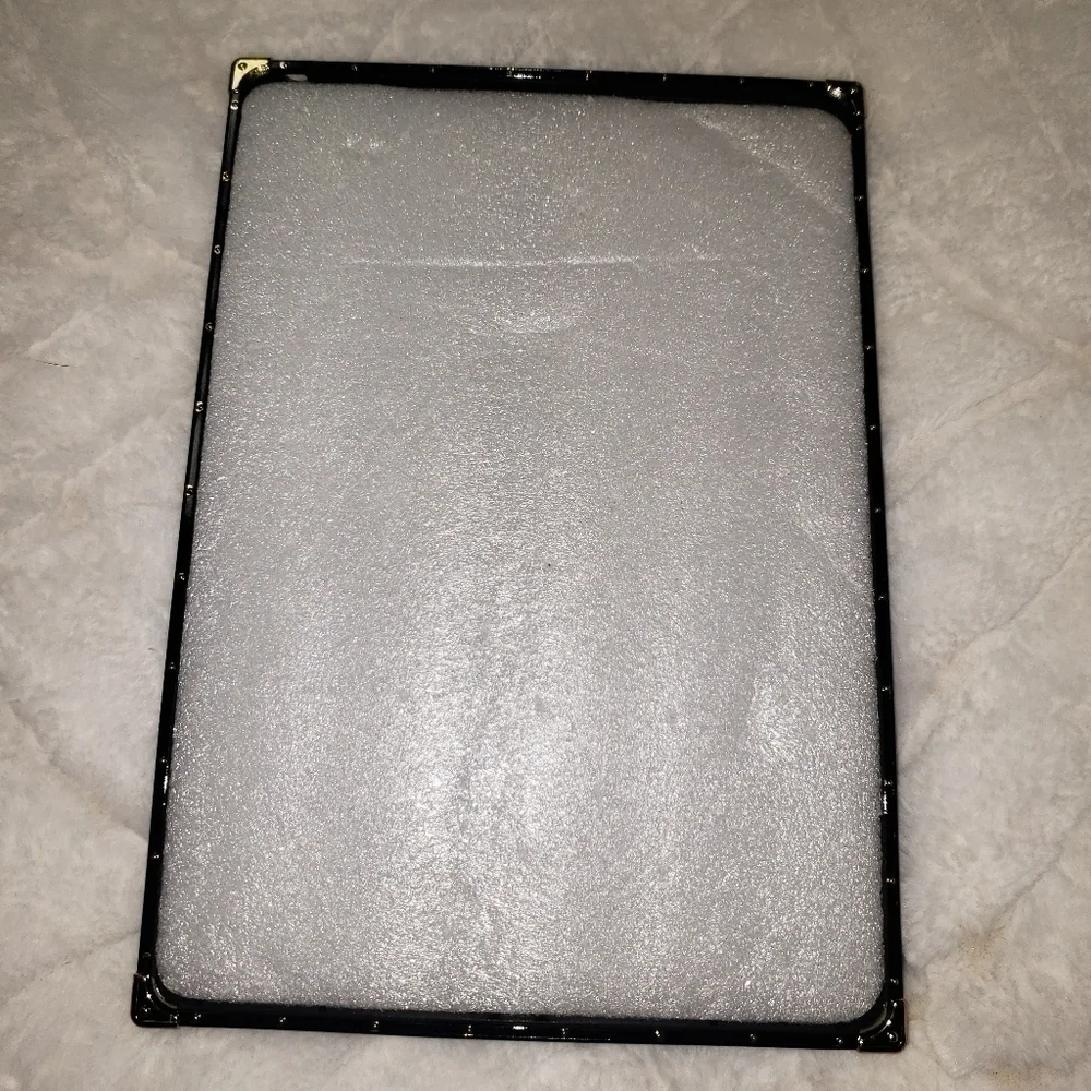 𝅺nwot Minnie Mouse 10.2 Inch Protective Case